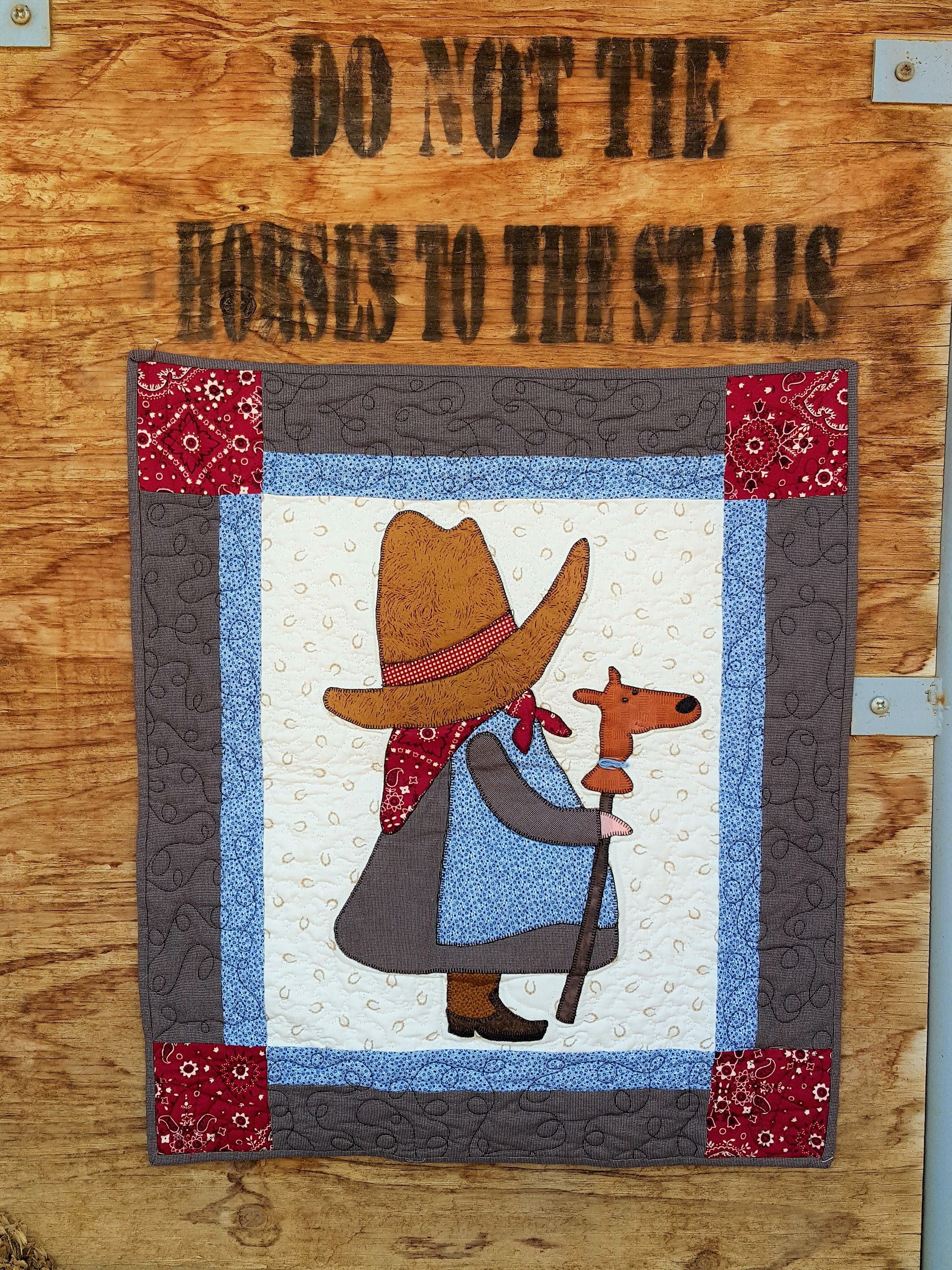 Old Fashioned Girls  Pattern - StoryQuilts.com