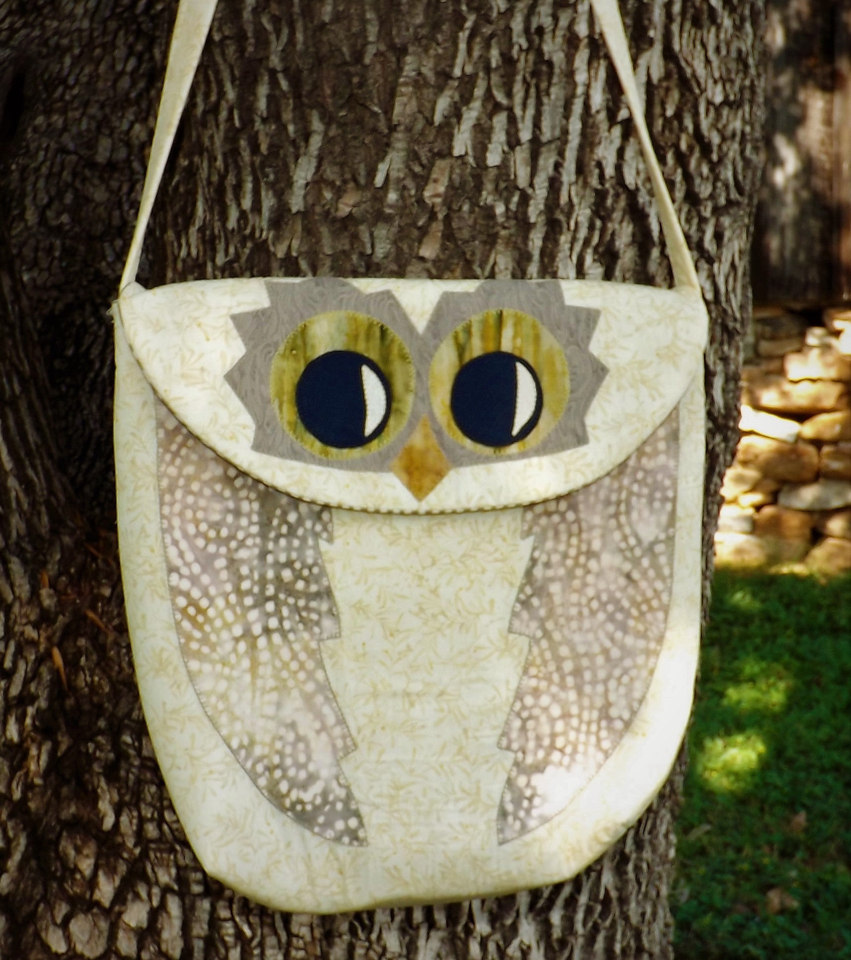 Owl Satchel  Pattern - StoryQuilts.com