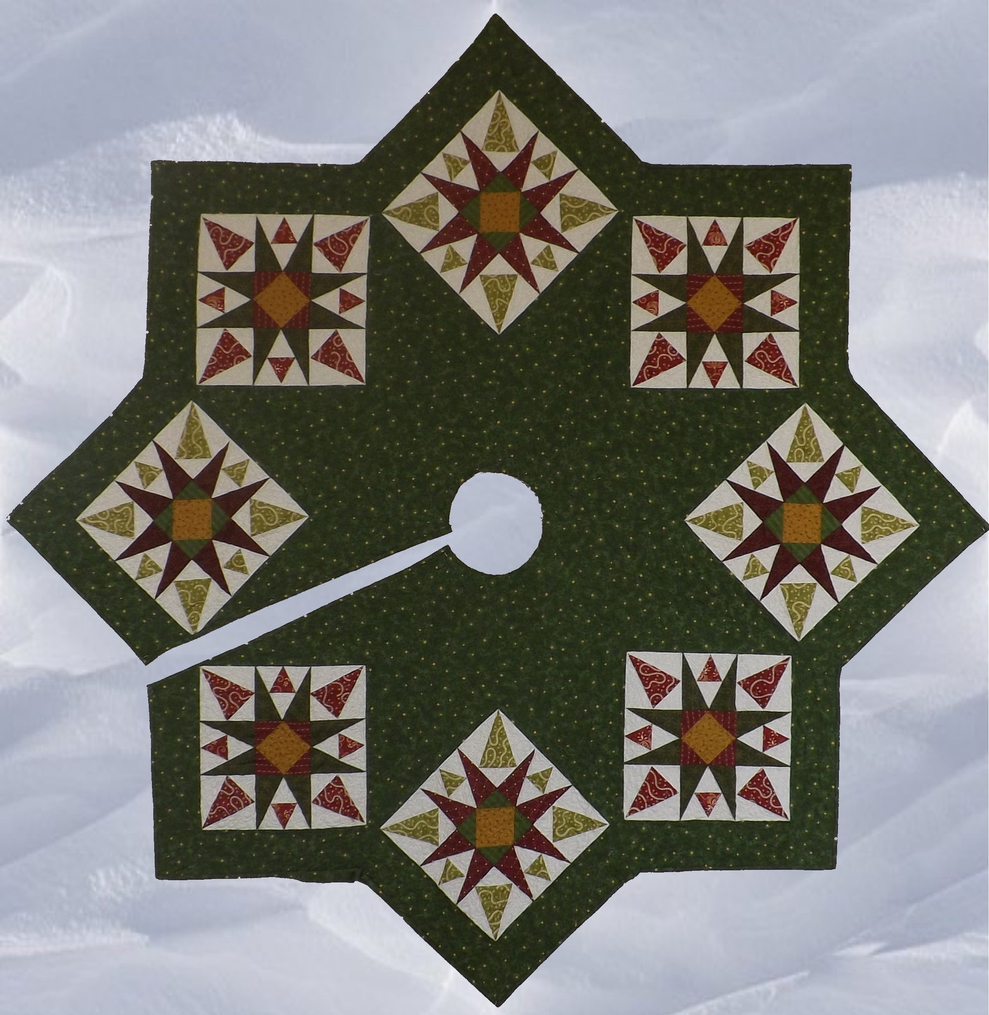 Christmas Tree Skirt  Pattern - StoryQuilts.com